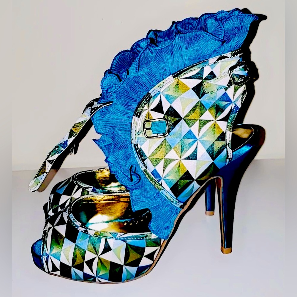 Rare Wild Rose URBAN68C Open Toe Ruffle Ankle Cuff High Heel Sandal Sz: 10 Teal